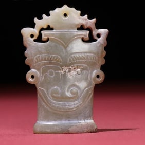 A Han Dynasty god ornament