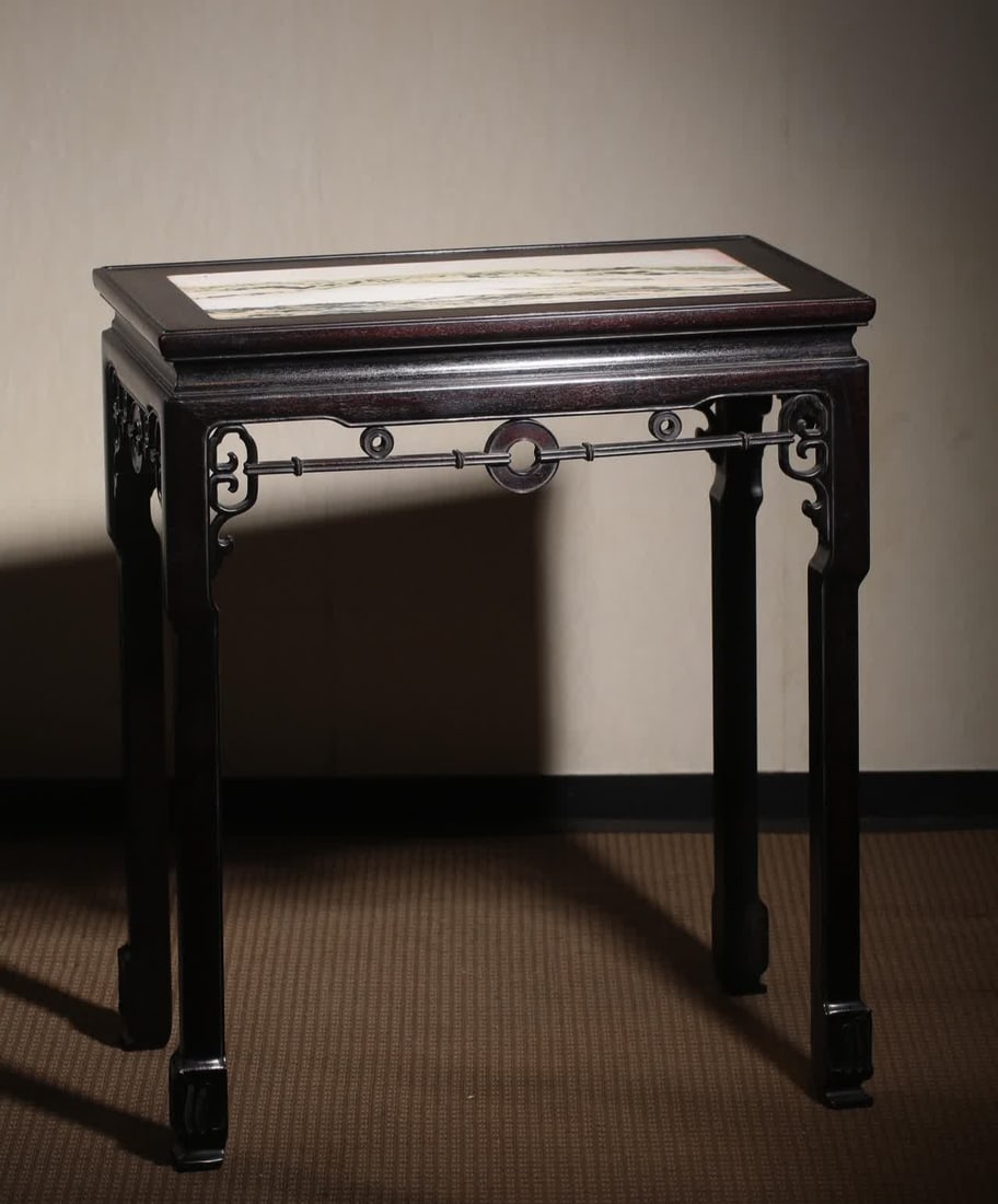 A rosewood inlaid marble face Su as an incense table: The red sandalwood inlaid marble surface is made into an incense table SIZE: Length 68cm, width 38cm, height 81cm (The Dimensions Of All Batches Are Manually Measured.If You Need More Detailed Informa