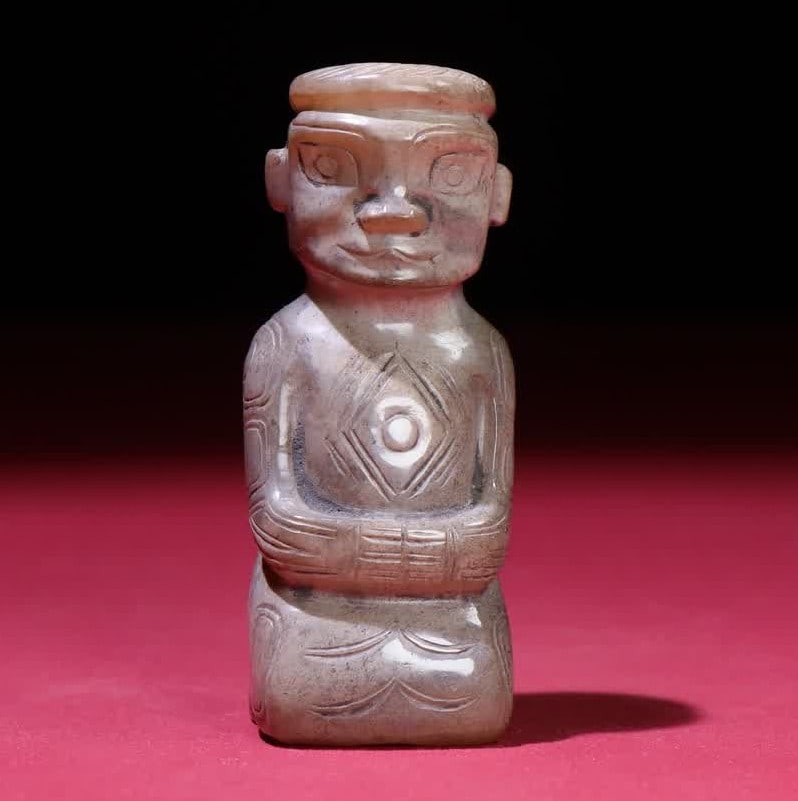 A Han Dynasty jade nobleman (1 of 9)