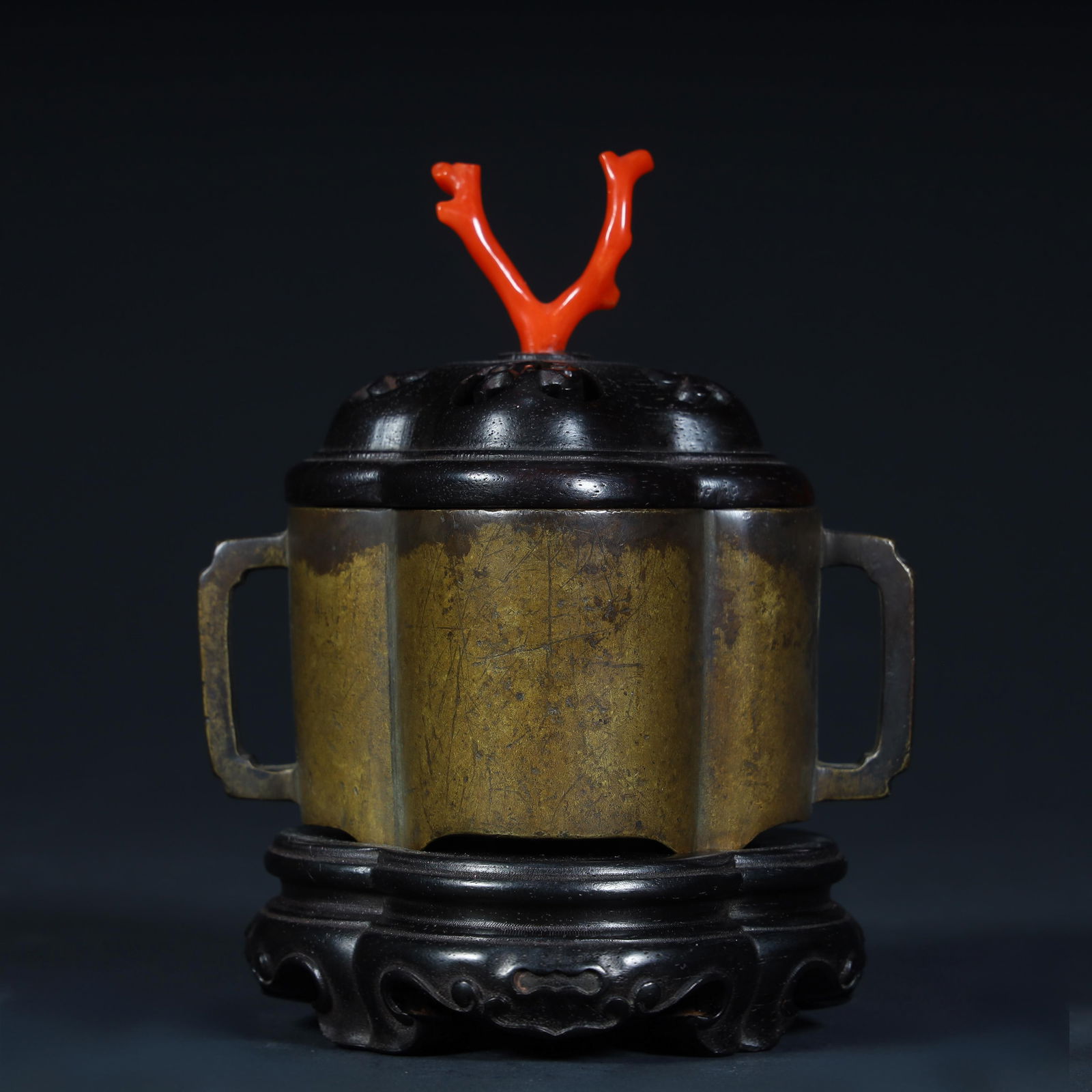 Qing Dynasty (Qianlong period) copper sprinkled gold Bafang amphora aroma burner (1 of 10)