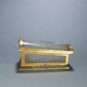 A piece of Liao gold agate-clad gold coffin