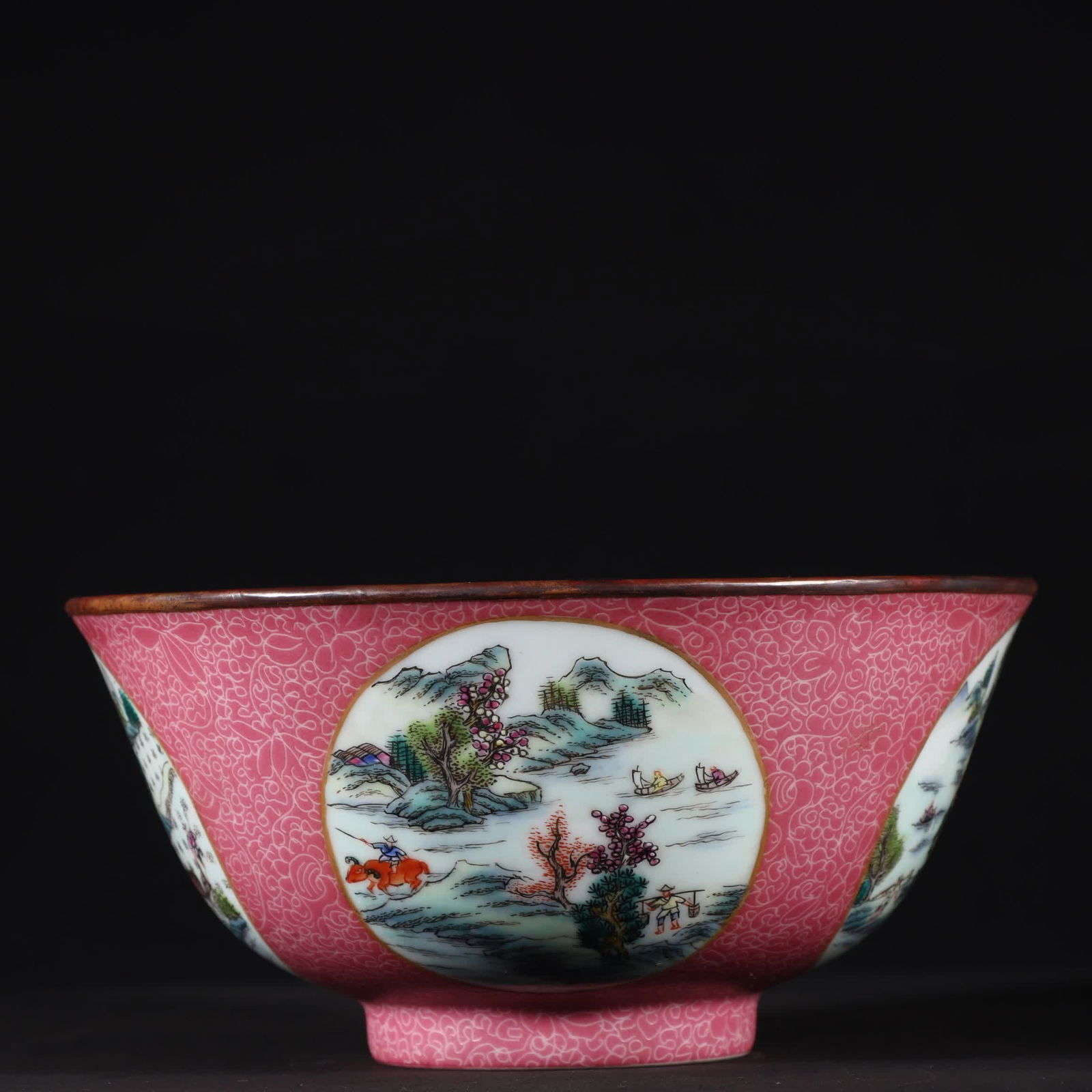 A Qing Dynasty Qianlong pastel rolling road with windows on all sides of the landscape purple copper: Qing Dynasty Qianlong pastel rolling road with windows on all sides landscape copper buckle bowl SIZE: Height 6.7cm Width 14cm (The Dimensions Of All Batches Are Manually Measured.If You Need More Det