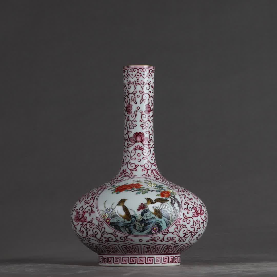 A clear and carmine red window flower and bird vase (1 of 9)