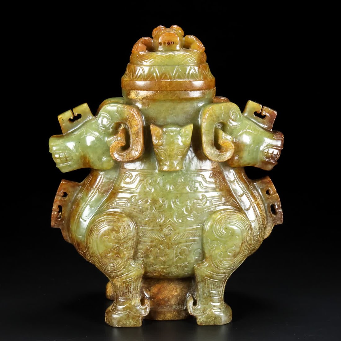 A Han Dynasty jade vase (1 of 9)