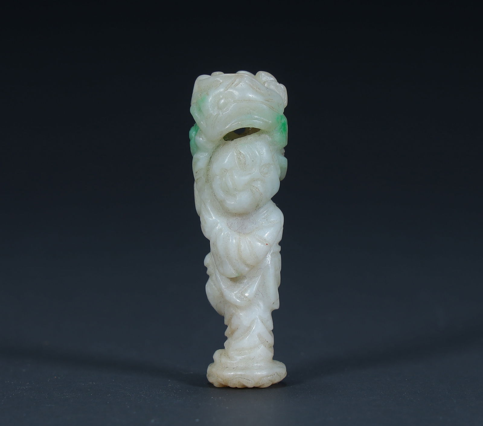 Qing Dynasty jade "boy holding auspiciousness" pendant (1 of 10)