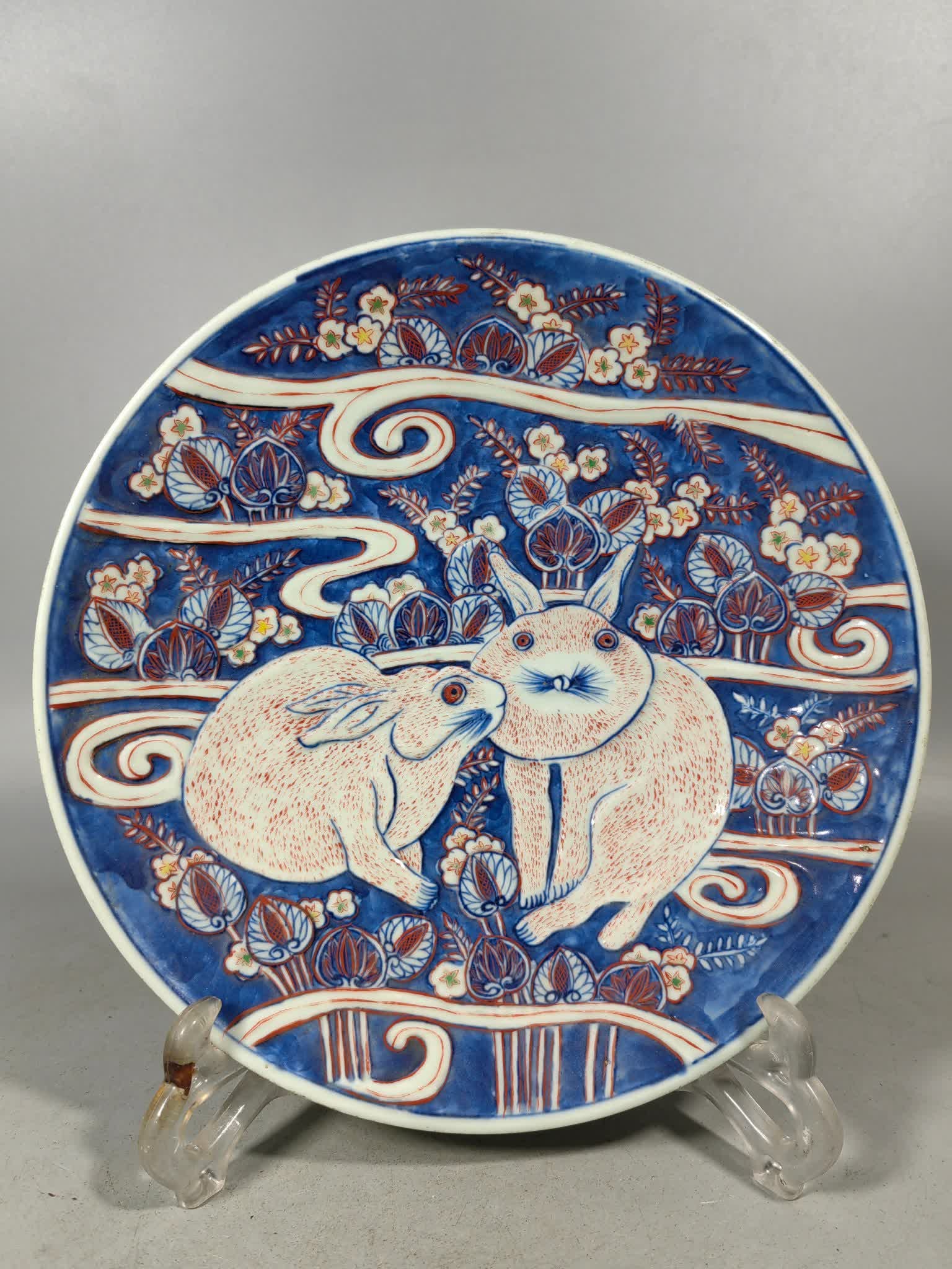 A Qing Dynasty pile carved rabbit plate (1 of 9)