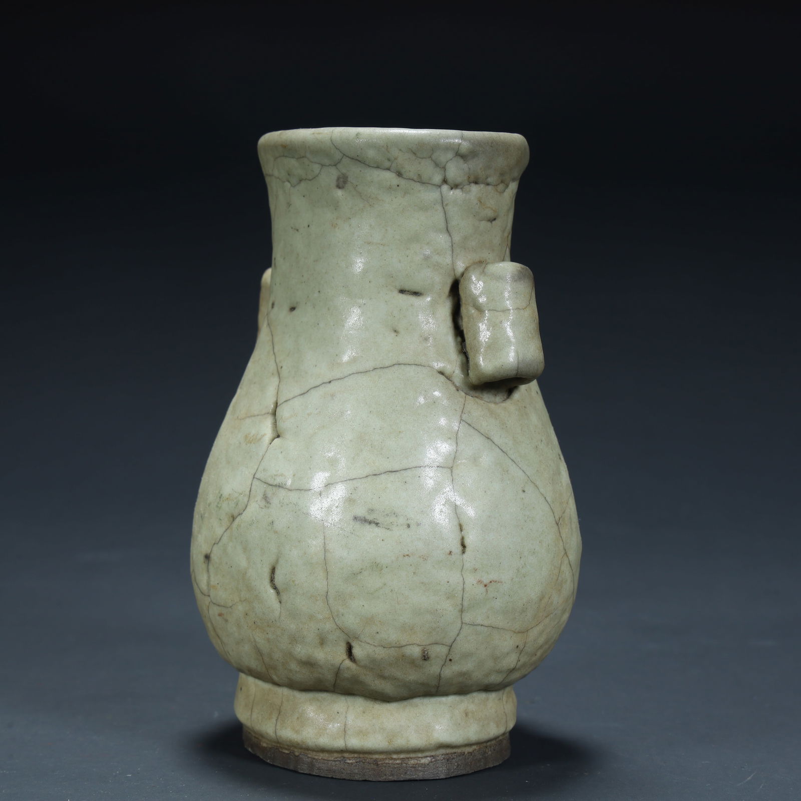 Qing Dynasty celadon "bionic amphora" - 8