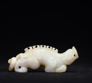 A piece of Hetian jade auspicious beast handle