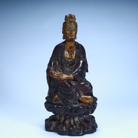 Qing Dynasty wooden tire lacquered Guanyin statue,