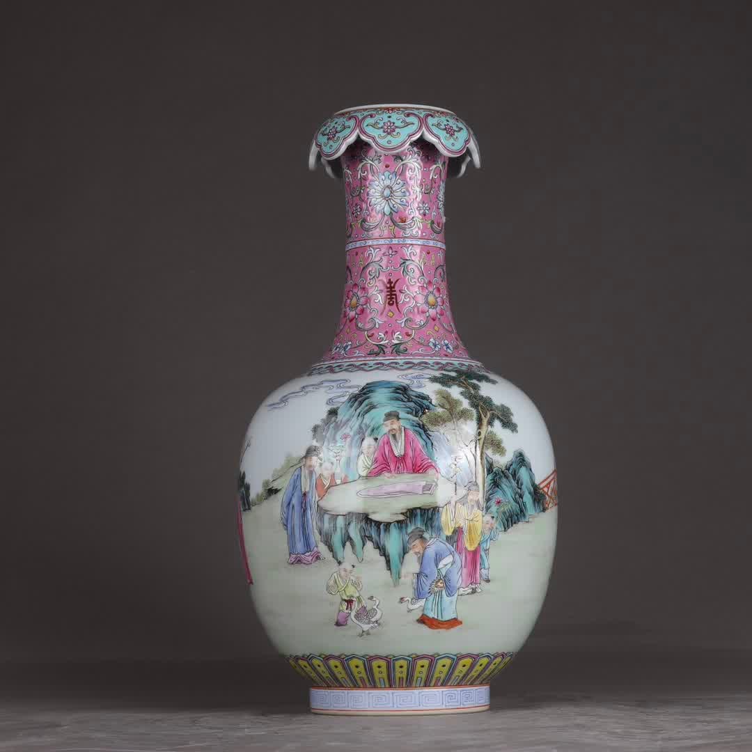 A Qing Qianlong pastel character story bottle (1 of 9)
