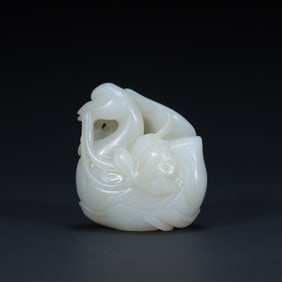 Dai Hetian jade "goose lotus" carving