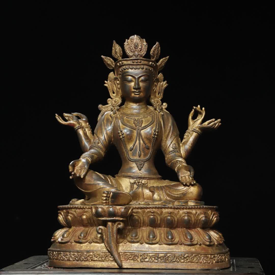 A bronze clay gold six-armed Guanyin Buddha statue: Bronze clay gold six-armed Guanyin Buddha statue SIZE: Height 41cm, width 31cm, thickness 23cm, weight 5.33kg (The Dimensions Of All Batches Are Manually Measured.If You Need More Detailed Information