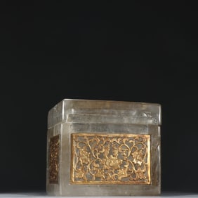 A Tang crystal-clad gold-entwined lotus pattern lid box