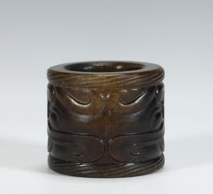 Qing Dynasty ink jade beast face pattern finger