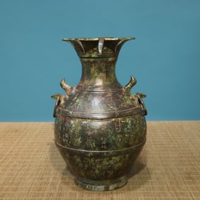 One piece of bronze-bottle