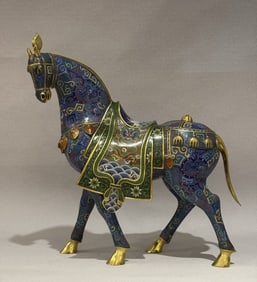 A cloisonné Tang horse ornament of the Qing Dynasty