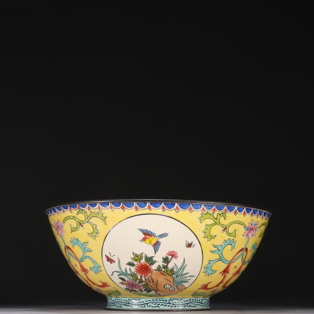 A Qing Dynasty copper tire window flower and bird pattern bowl: Qing Dynasty copper tire window flower and bird pattern bowl SIZE: Height 7.2cm width 17cm (The Dimensions Of All Batches Are Manually Measured.If You Need More Detailed Information, Please Contact Ou