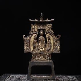 A bronze gold statue of the Buddha of the Northern Wei Dynasty