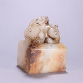 A Hetian jade auspicious beast button seal