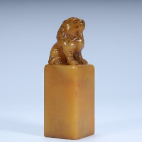 Qing Dynasty Shoushan Shirui Lion Button Seal