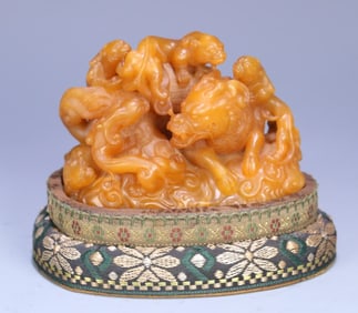 A Tian Huang stone unicorn dragon ornament