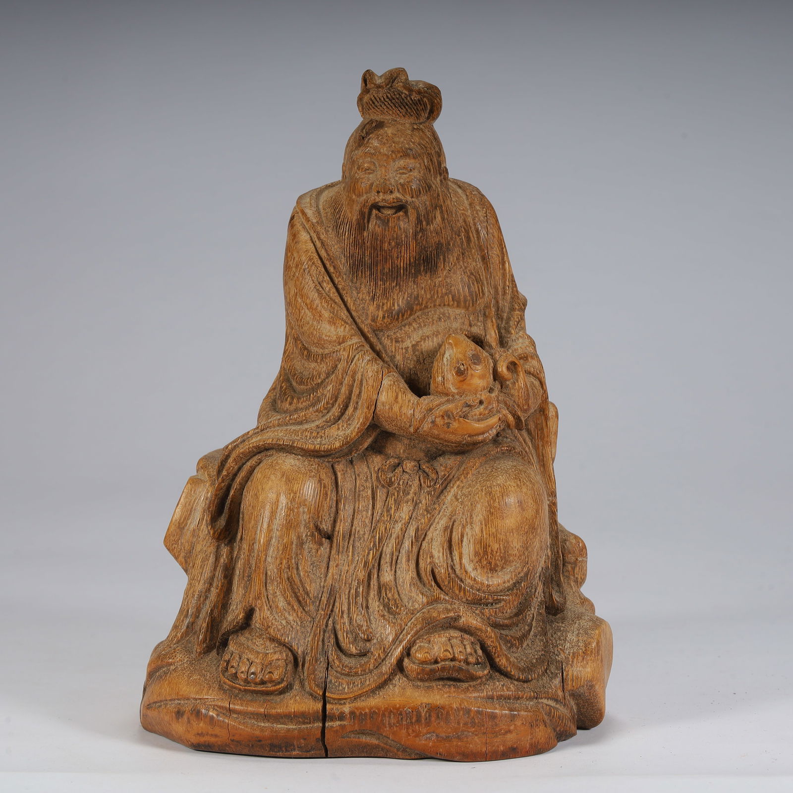Qing Dynasty bamboo carving "Lu Xing Holding Ruyi" ornament: Qing Dynasty bamboo carving "Lu Xing Holding Ruyi" ornament Height 20cm, length 14cm, width 13cm, weight 619g (The Dimensions Of All Batches Are Manually Measured.If You Need More Detailed Information