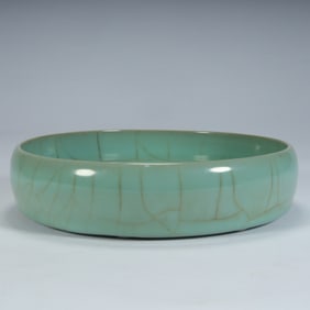 Qing Dynasty imitation Ru kiln azure glaze opening piece brush washing