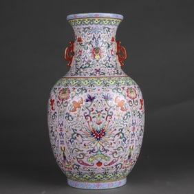 A Qing Jiaqing pastel entwined lotus Fushou pattern amphora