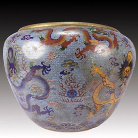 A cloisonné enamel gilt Kowloon jar from the Qing Dynasty