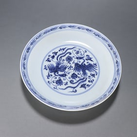 A Ming Dynasty Xuande blue and white phoenix pattern plate