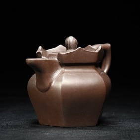 A raw purple sand monk's hat teapot