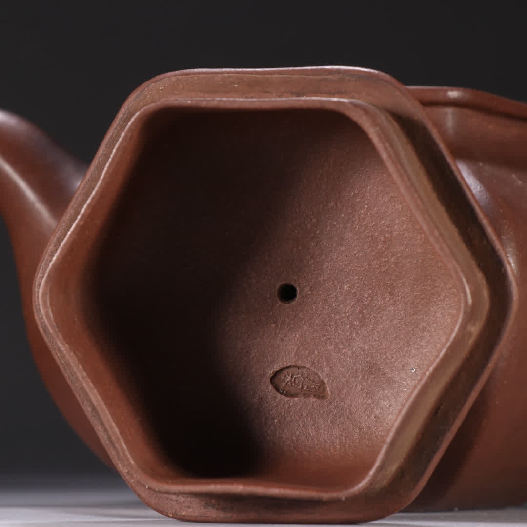 A purple sand hexagonal teapot - 3