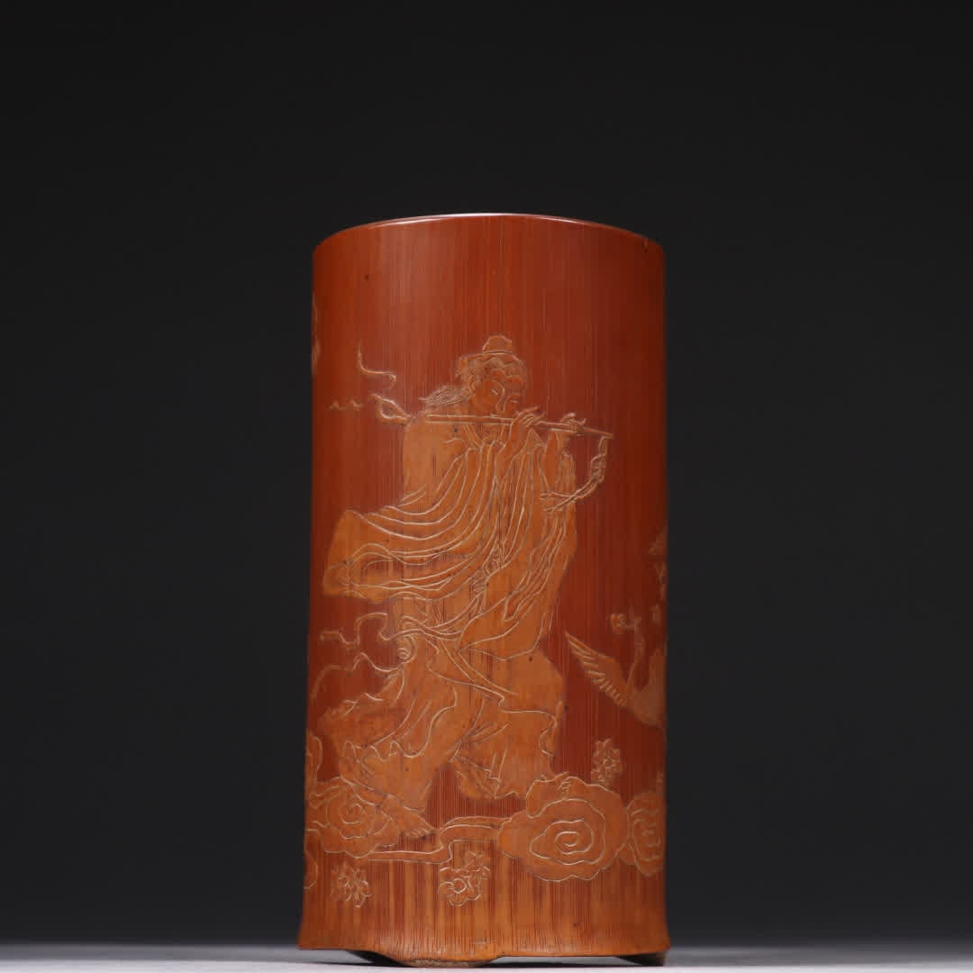 A Qing Dynasty bamboo carved character story pen holder: Qing Dynasty bamboo carving character story pen holder SIZE: H:13.5cm W:6.6cm W:116.4g (The Dimensions Of All Batches Are Manually Measured.If You Need More Detailed Information, Please Contact Our Cu