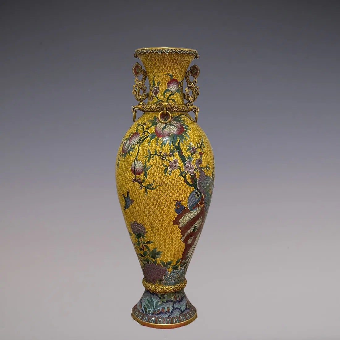 A cloisonné enamel gilt olive bottle from the Qing Dynasty (1 of 9)