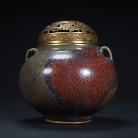 A piece of Qing Dynasty Jun kiln "kiln change glaze double aromatherapy"