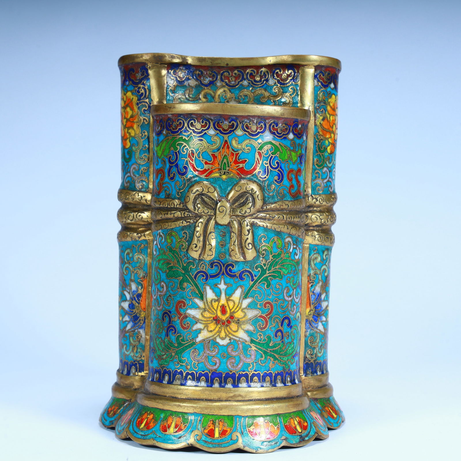 A copper tired cloisonné enamel multi-grid pen holder (1 of 11)