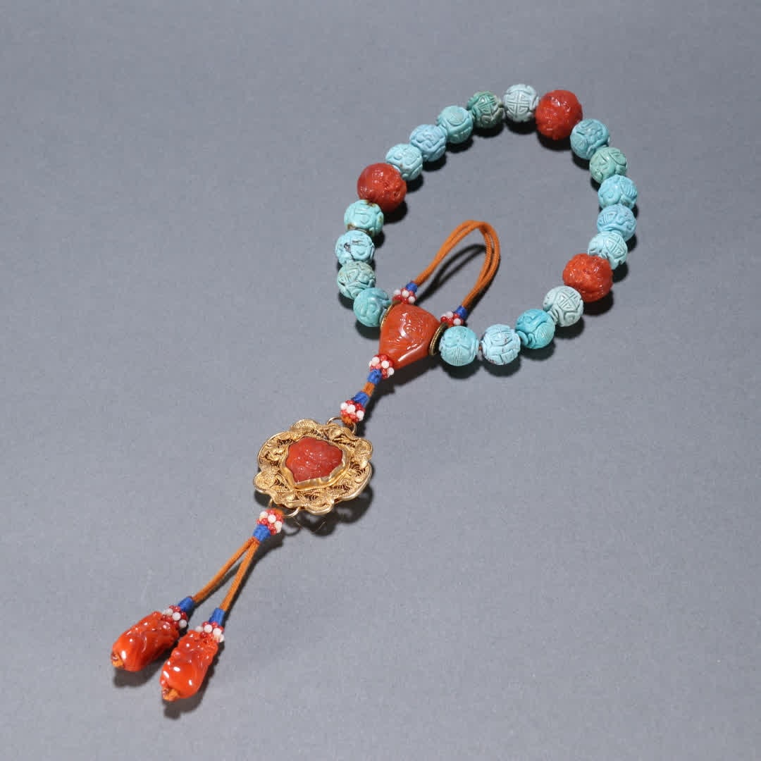 A piece of Qing Dynasty turquoise carving Tuan Shouwen eighteen sons held: Qing Dynasty turquoise carving Tuanshou pattern eighteen sons held SIZE: Bead diameter 1.1cm W: 66.1g (The Dimensions Of All Batches Are Manually Measured.If You Need More Detailed Information, Please