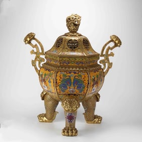 A Qing Dynasty Ruyi ear longevity incense burner