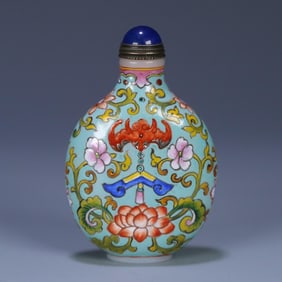 A Qing Dynasty material vessel enamel color snuff bottle