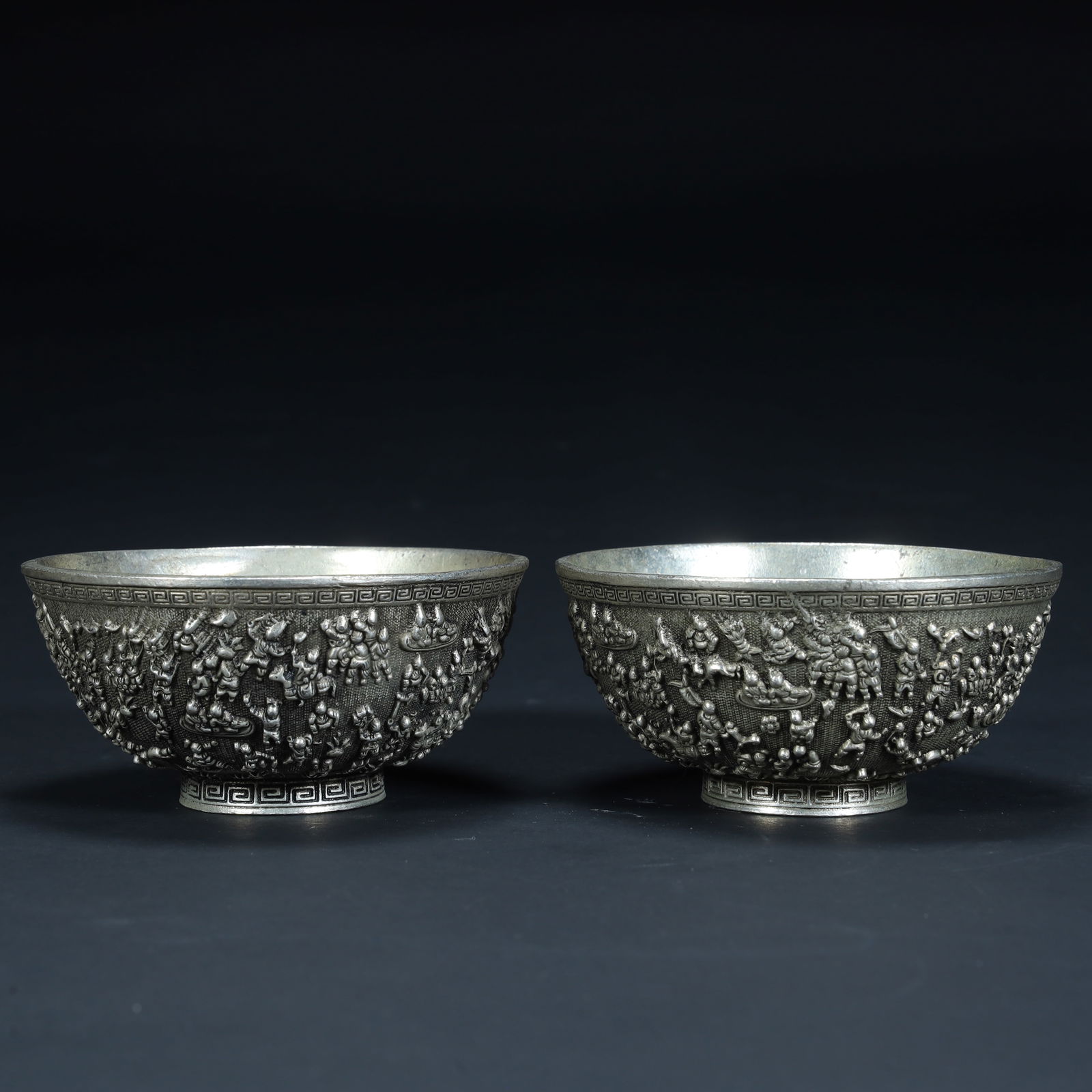 A Qing Dynasty silver "Baizi Tu" patterned bowl (1 of 16)