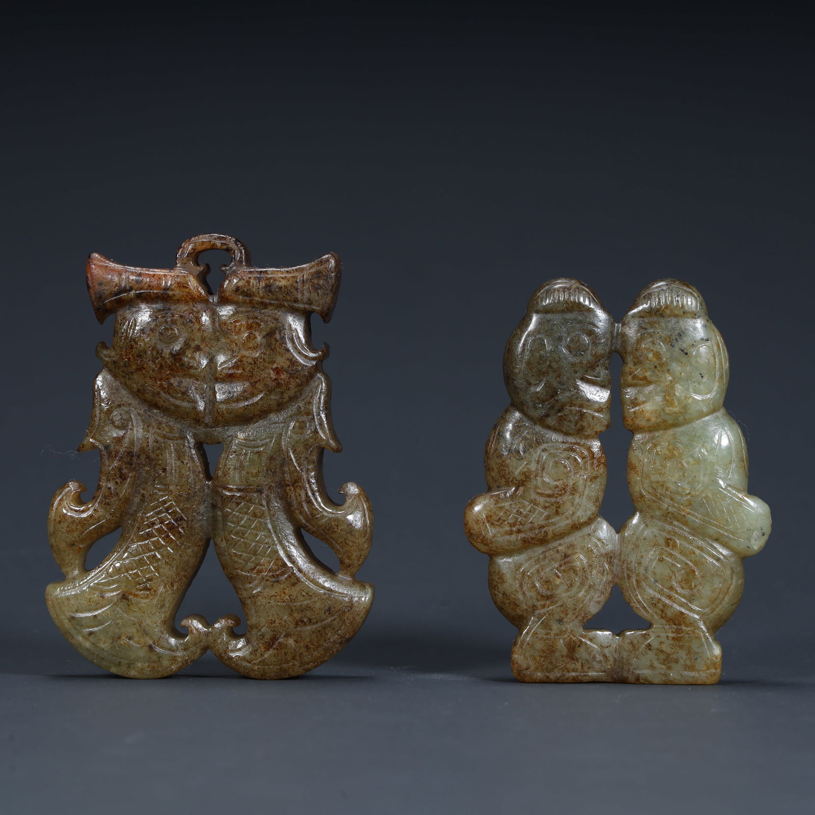 A pair of Qing Dynasty ancient jade ornaments (two-piece set) (1 of 18)