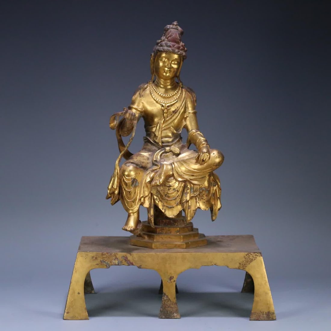 A piece of Northern Wei Dynasty copper gilt free Guanyin bench Buddha (1 of 9)