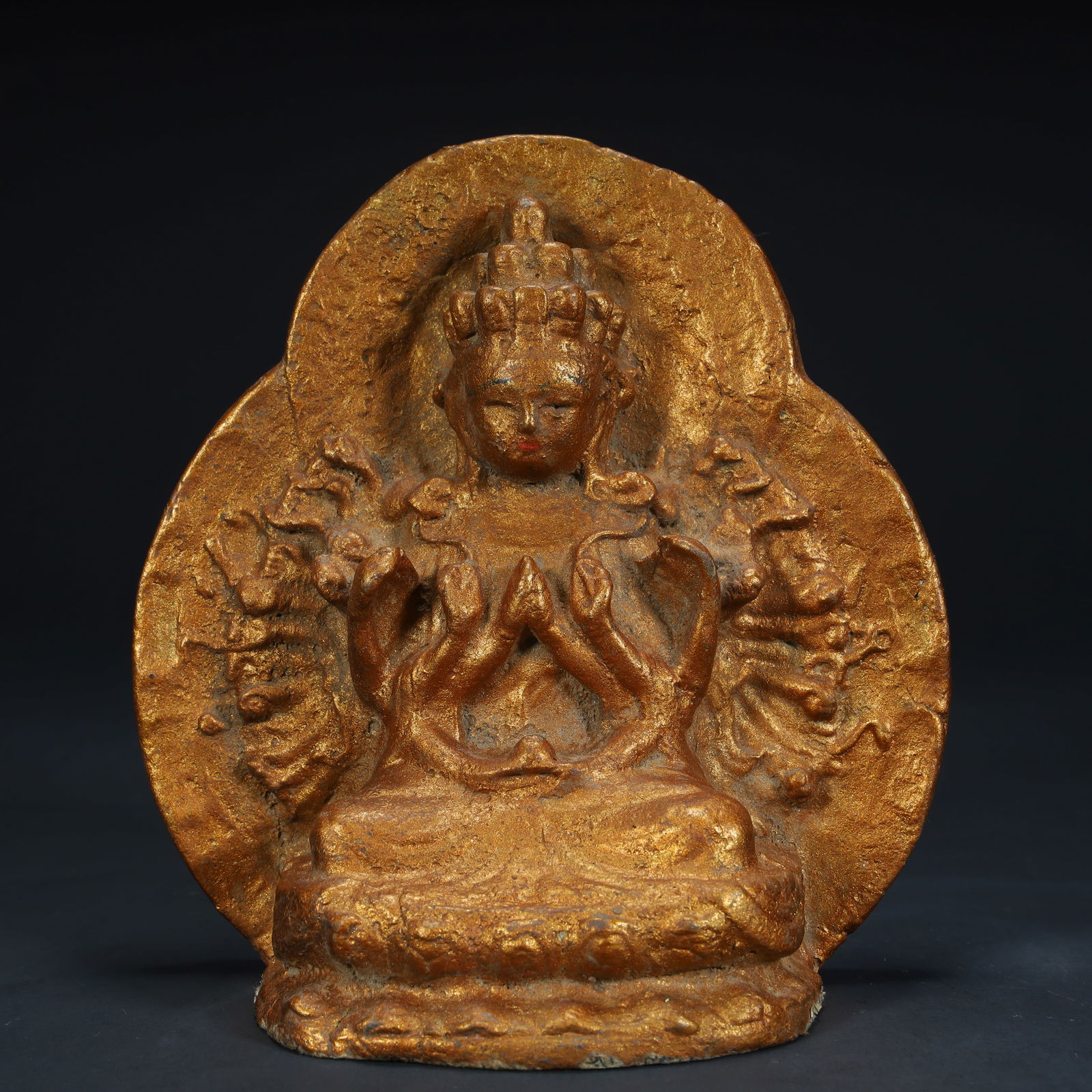 A clay sculpture gilt statue of Guanyin with a thousand hands (1 of 10)