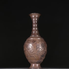 A Qing Dynasty silver hunting picture vase