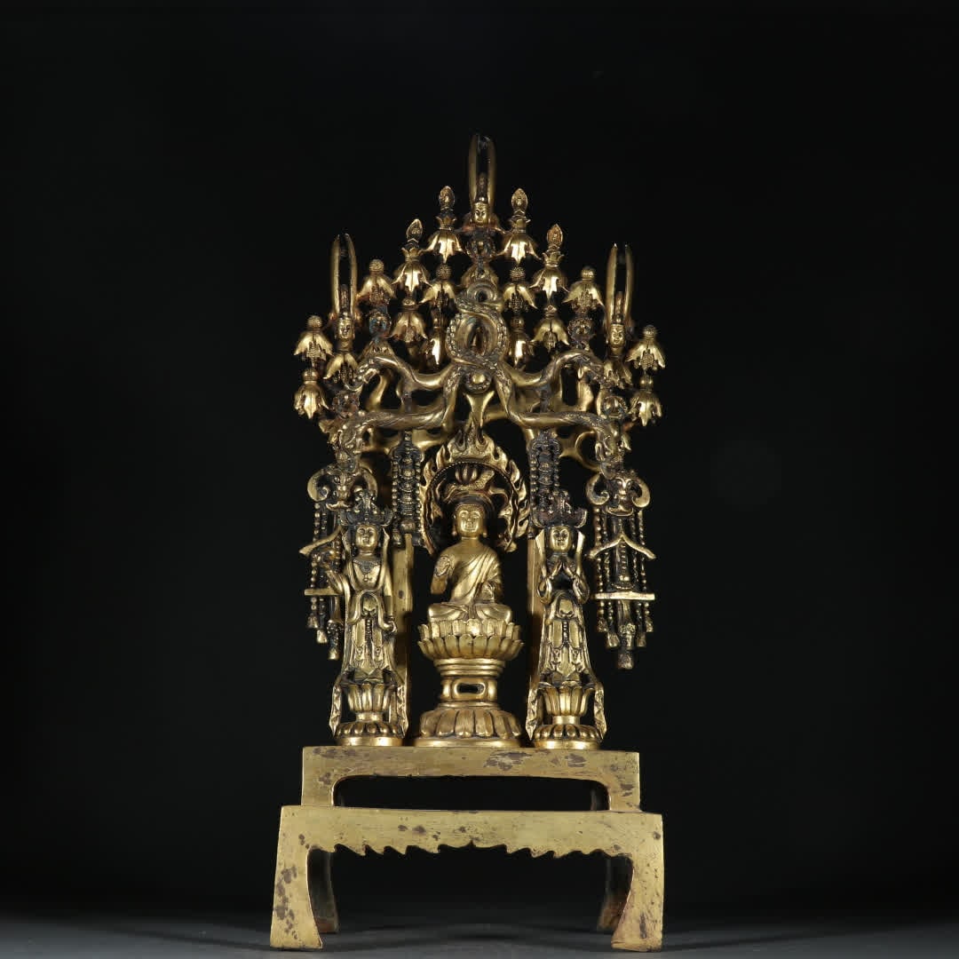 A Qing Dynasty bronze gilt Buddha statue of the Three Saints: Qing Dynasty bronze gilt three holy Buddha statues SIZE: H:38cm W:14.7cm W:2356.3g (The Dimensions Of All Batches Are Manually Measured.If You Need More Detailed Information, Please Contact Our Custom