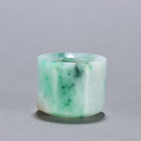 A piece of Qing Dynasty jade finger
