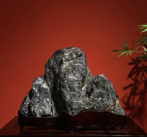 A Lingbi Shishan study ornament of the Qing Dynasty