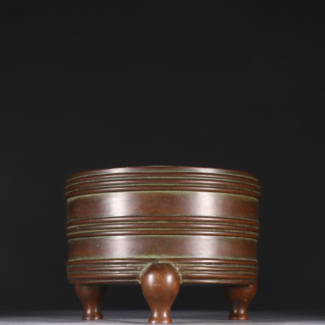 A three-legged incense burner with a copper tire (1 of 9)