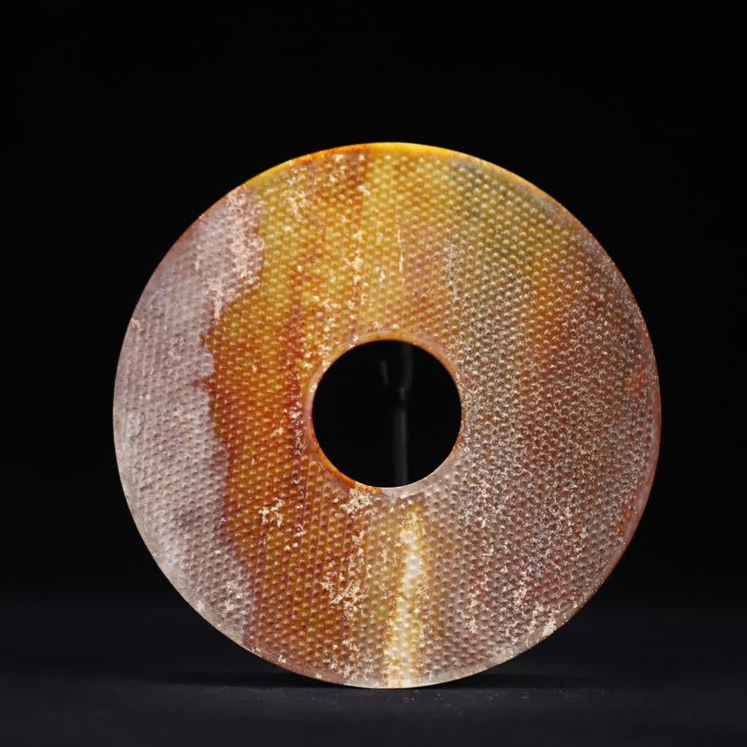 A piece of cattail pattern jade during the Warring Han Dynasty (1 of 9)