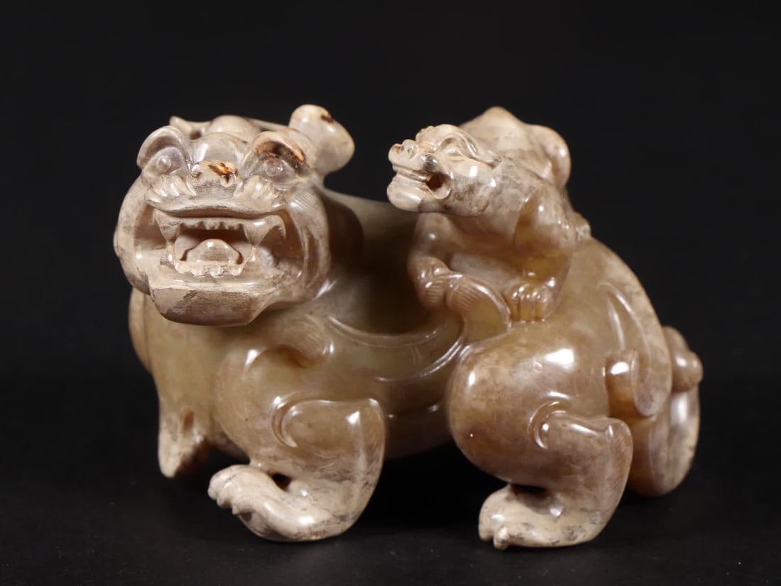 An ancient jade beast (1 of 9)